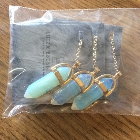 1️⃣ left❗️5⭐️Hexagon Column Clear Stone Necklace - Picture 3 of 7